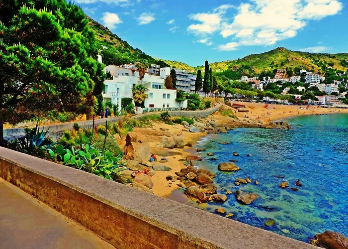 Apartamento Roses 아파트 *